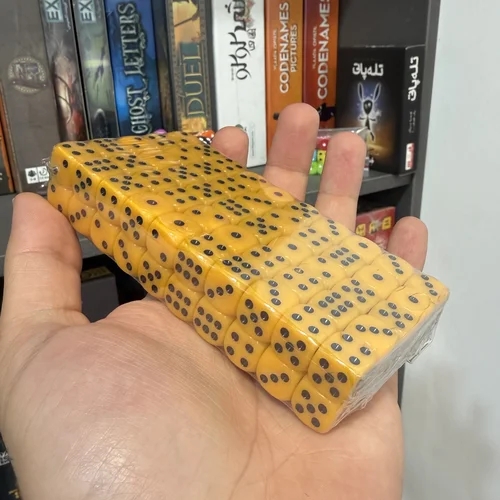 تاس بازی تخت نرد رنگ زرد